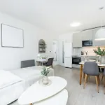 Apartamento Rentero Warm & Cozy In Prague, By The River Praga